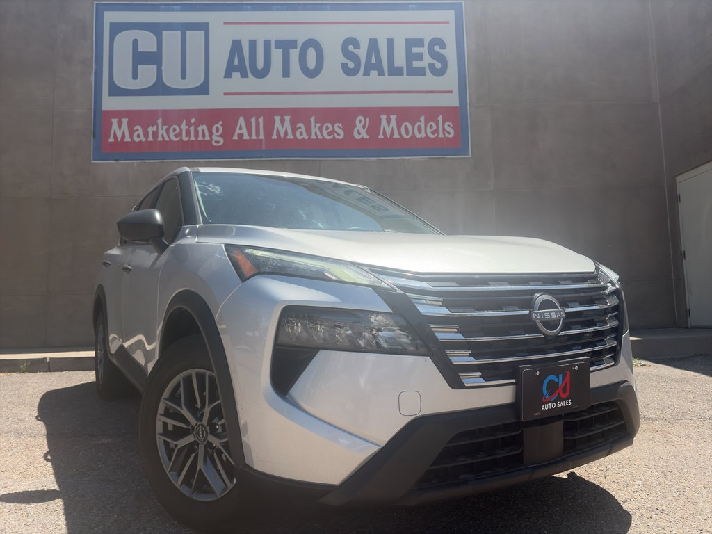 2024 Nissan Rogue S AWD's photo