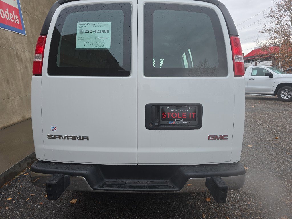 2024 GMC Savana Cargo Work Van - Photo 11
