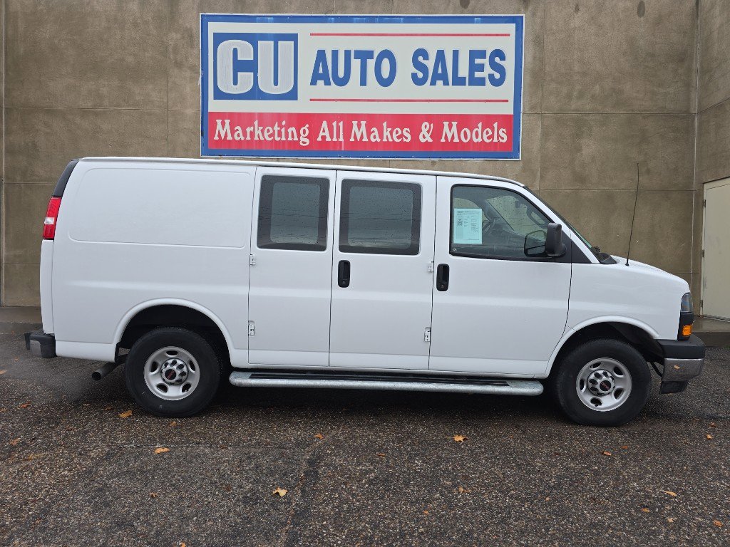 2024 GMC Savana Cargo Work Van - Photo 8