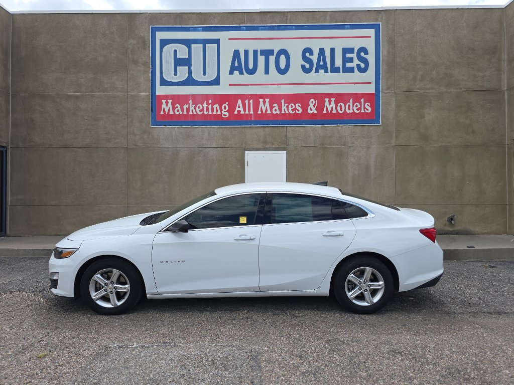 2019 Chevrolet Malibu LS photo 3