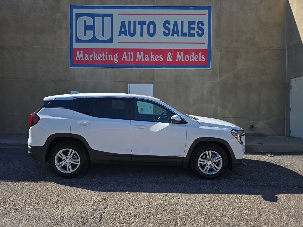 2024 Gmc Terrain SLE photo 3