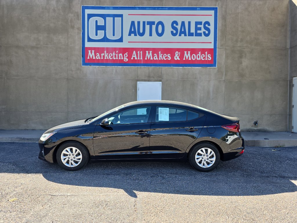 2019 Hyundai Elantra SE photo 2