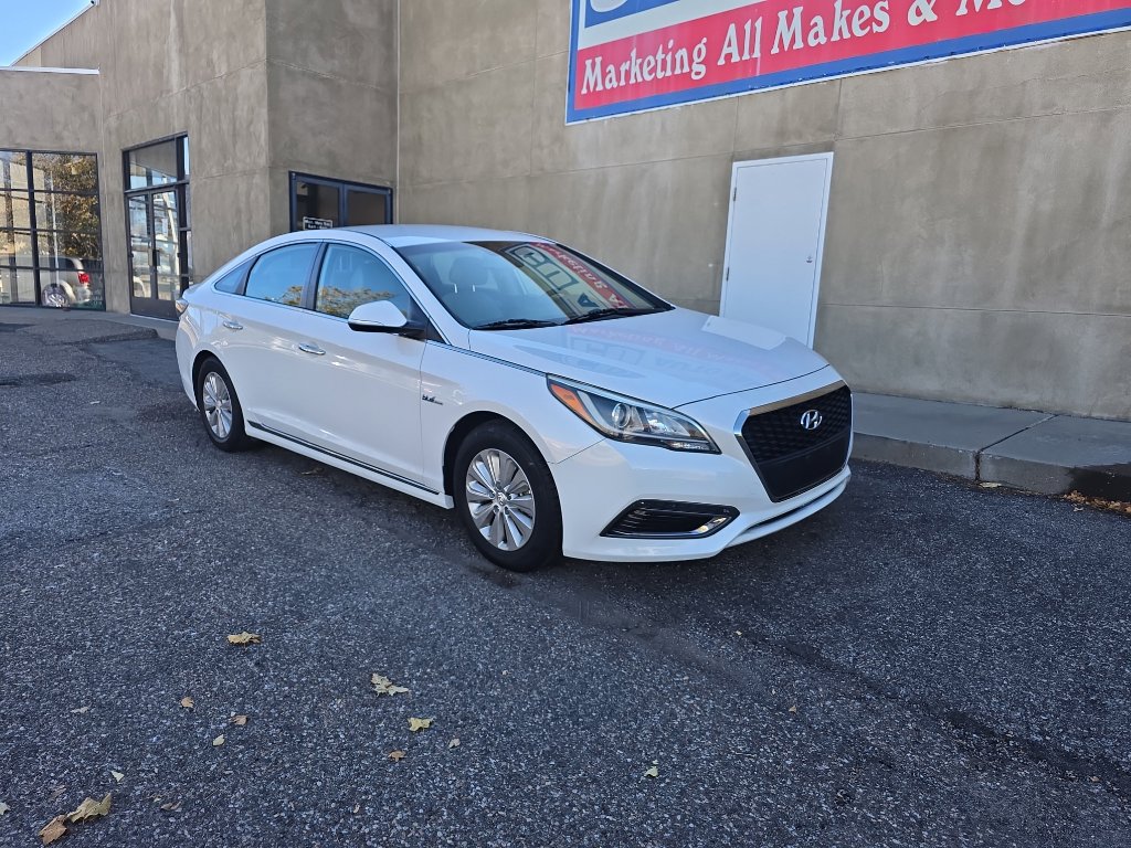 2016 Hyundai Sonata Hybrid SE photo 4