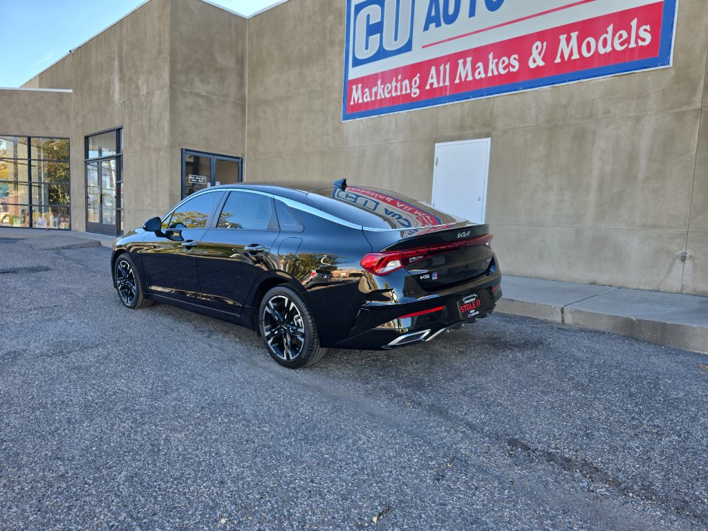 2024 Kia K5 GT-Line photo 3