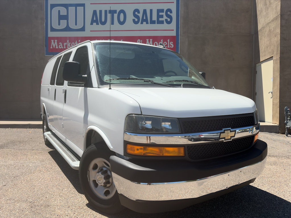 2024 Chevrolet Express 2500 Work Van HD's photo