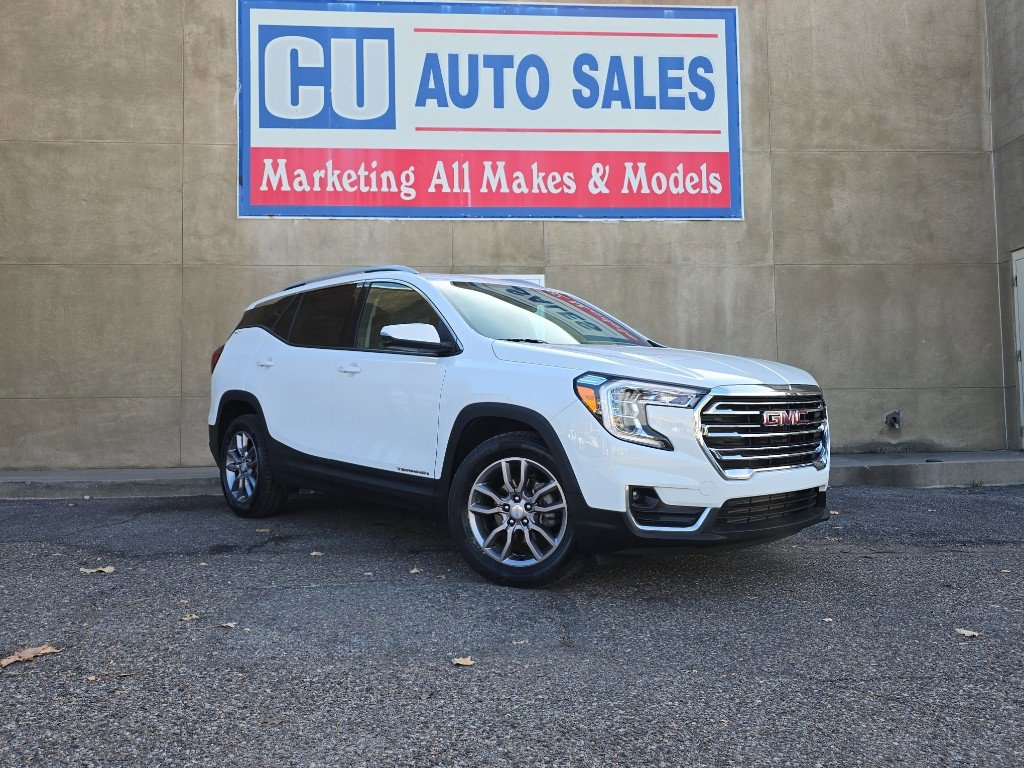 2024 GMC Terrain SLT's photo