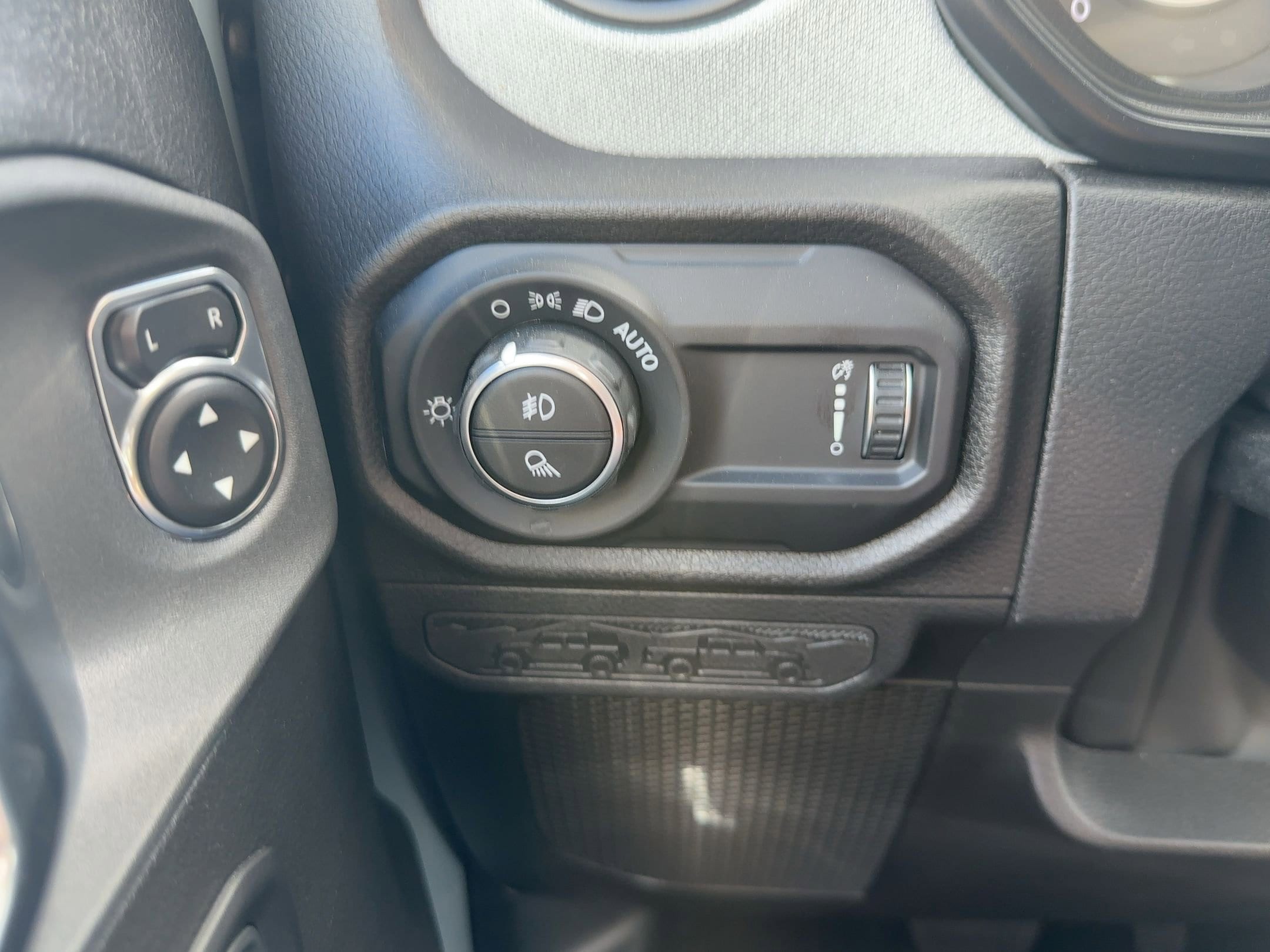 2025 Jeep Gladiator Sport S - Photo 21