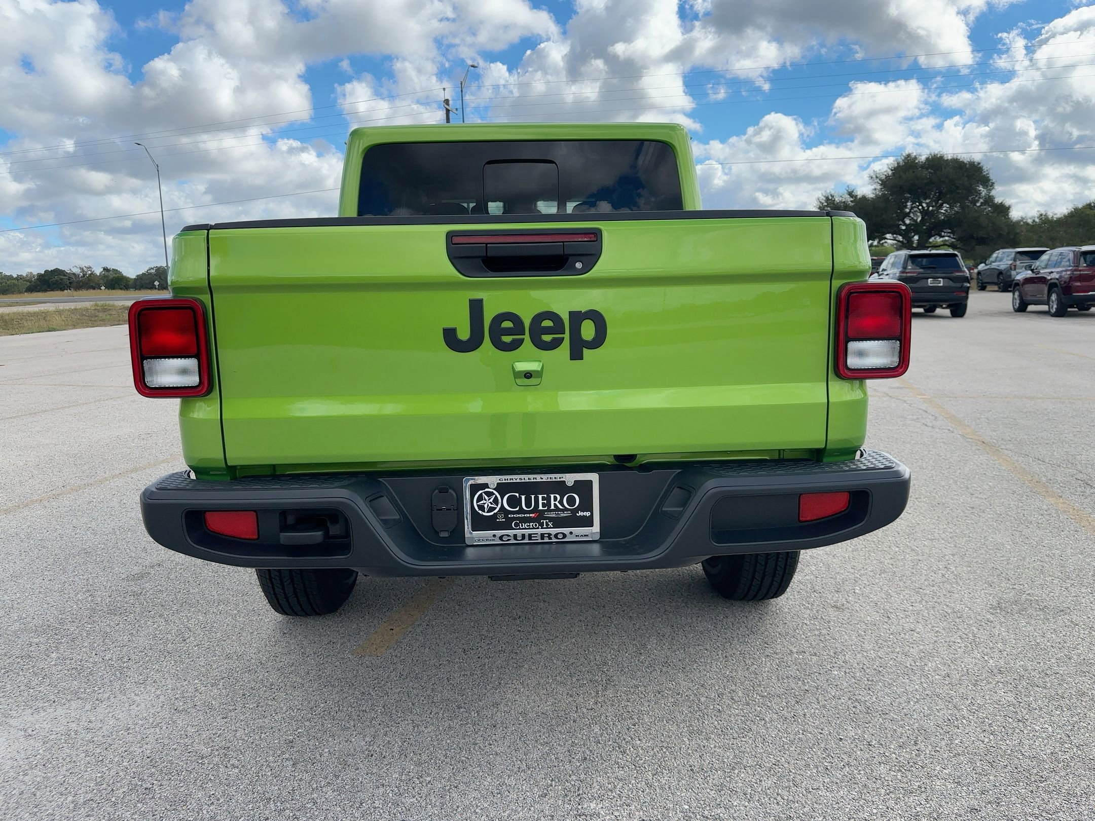 2025 Jeep Gladiator Sport S photo 4