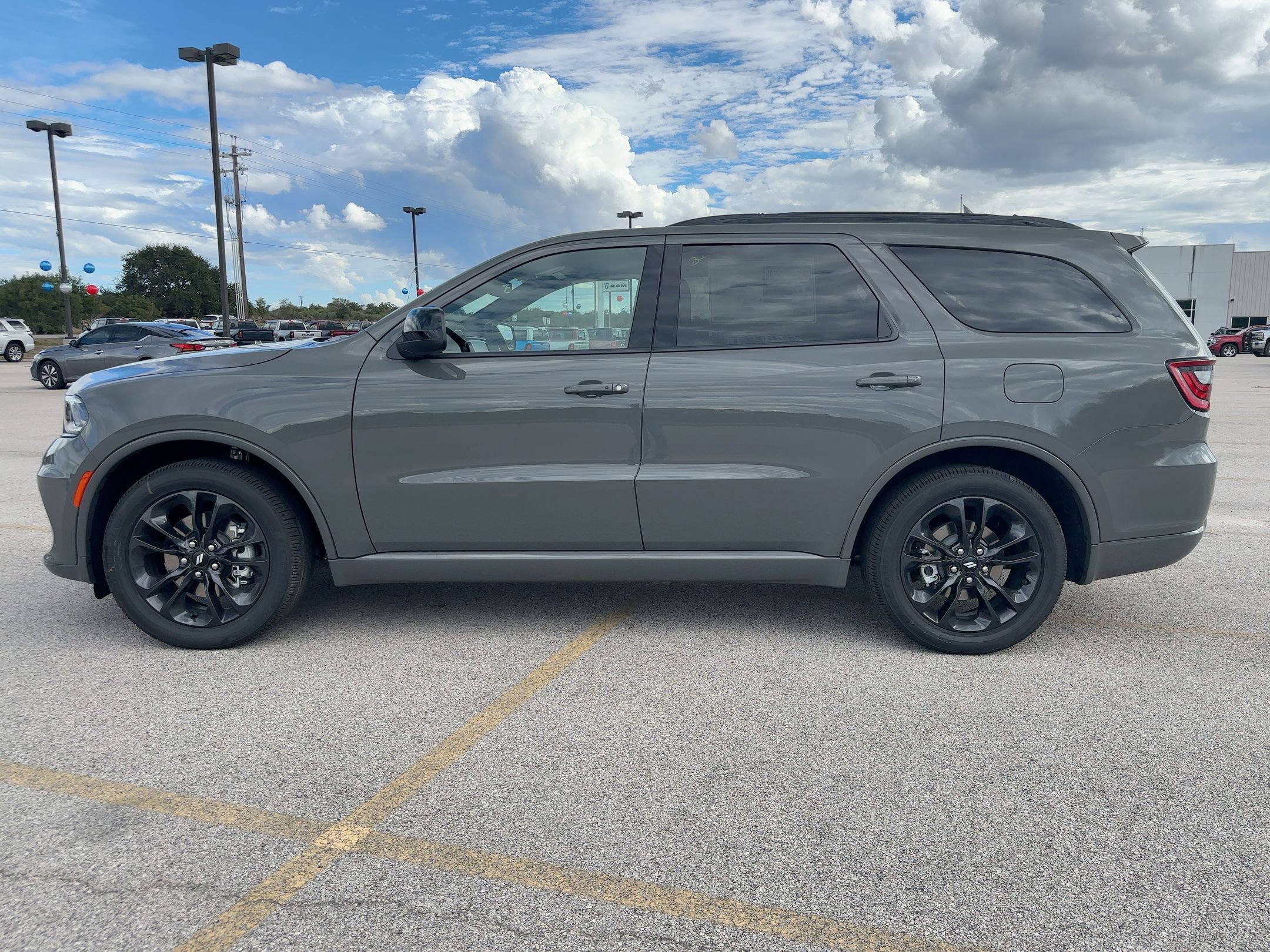 2026 Dodge Durango GT photo 2