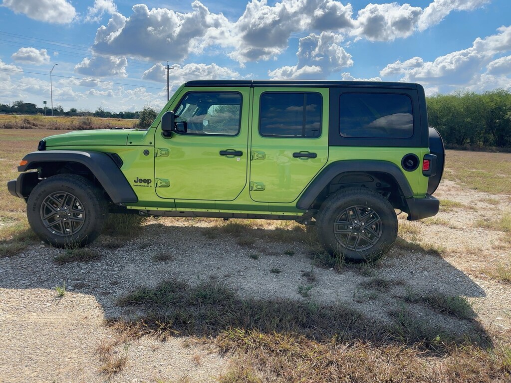 New 2025 Jeep Wrangler 4-DOOR SPORT S Sport Utility