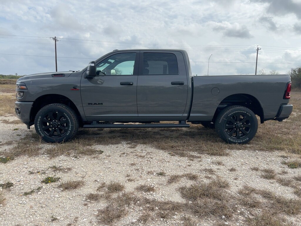 New 2026 Ram 2500 LONE STAR CREW CAB 4X4 6'4 BOX Pickup