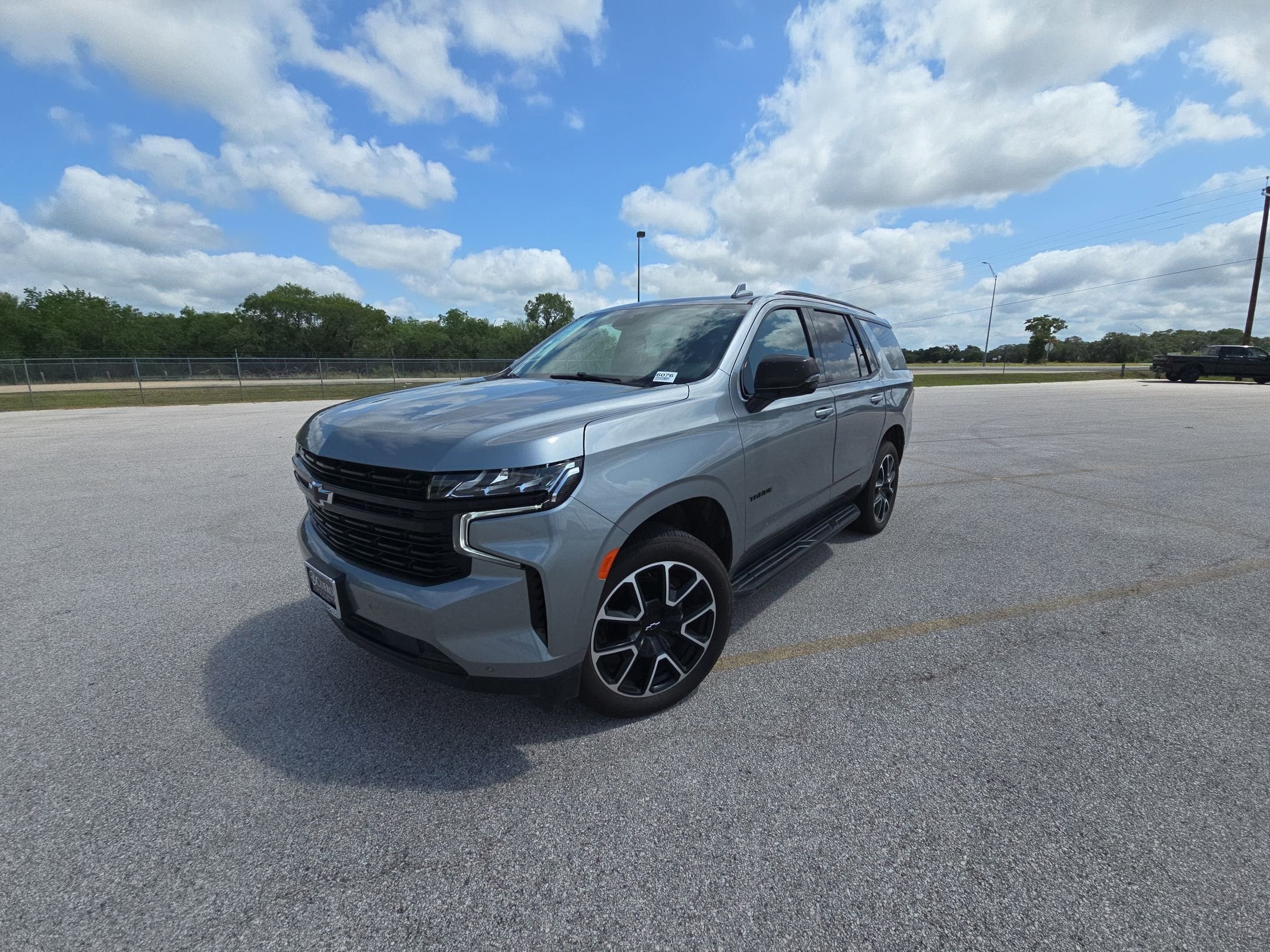 Used 2024 Chevrolet Tahoe RST with VIN 1GNSCRKD1RR122001 for sale in Cuero, TX