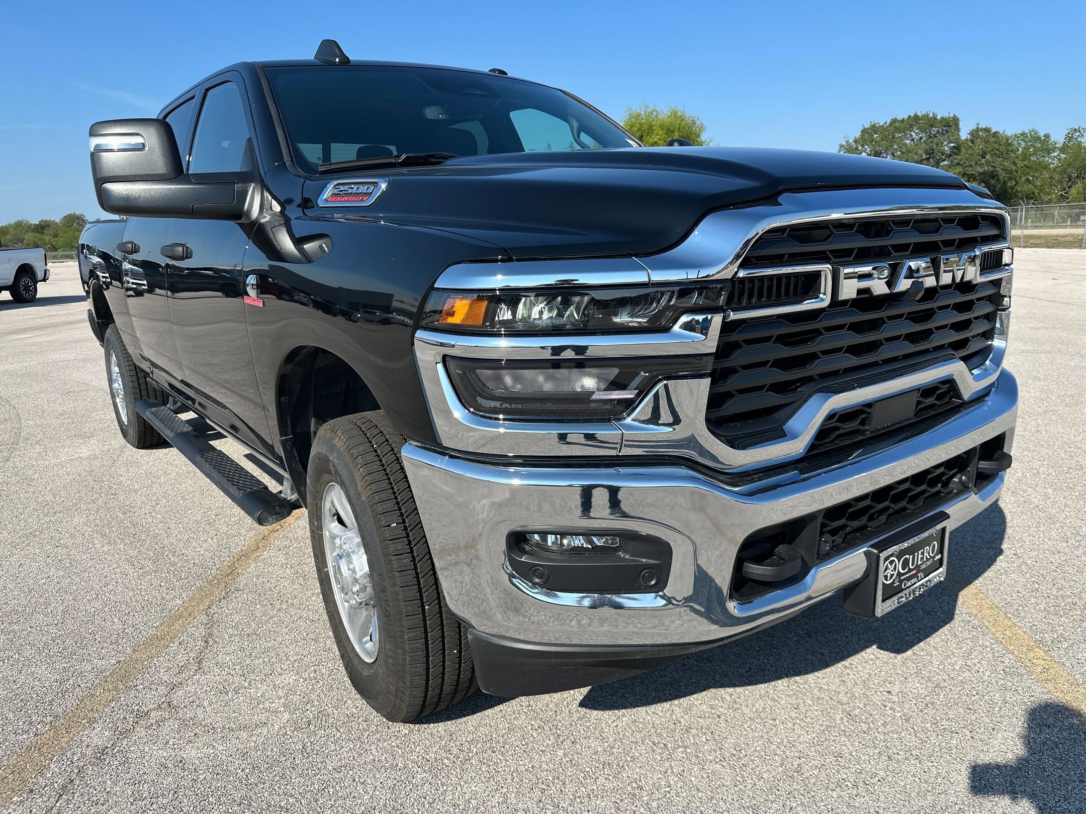 2026 RAM 2500 Tradesman - Photo 6