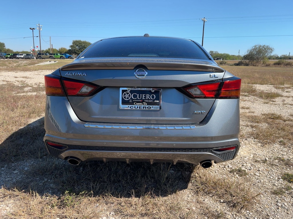 Used 2022 Nissan Altima 2.5 SL Sedan
