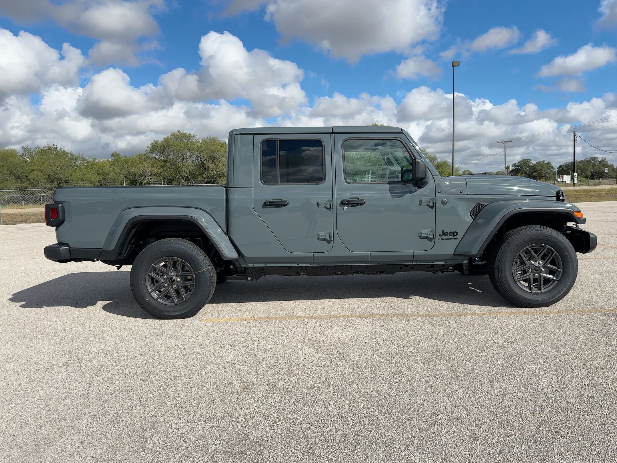 2025 Jeep Gladiator Sport S - Photo 7