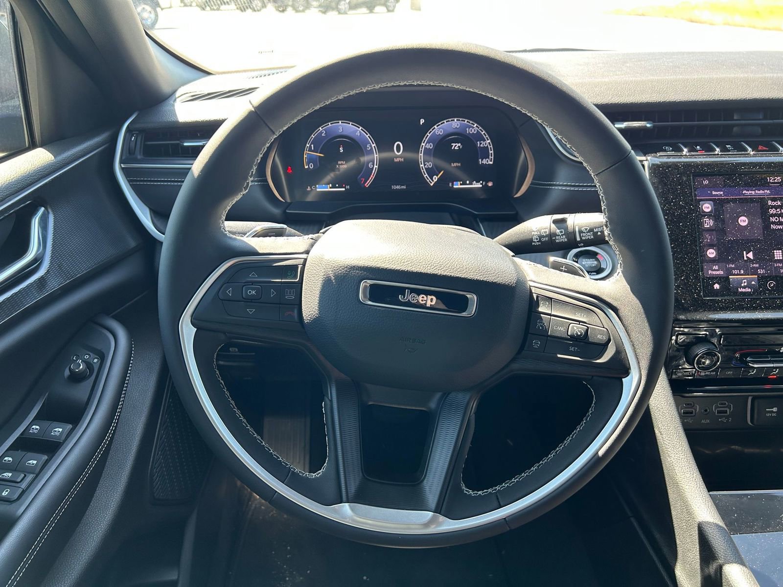 2025 Jeep Grand Cherokee Laredo - Photo 14