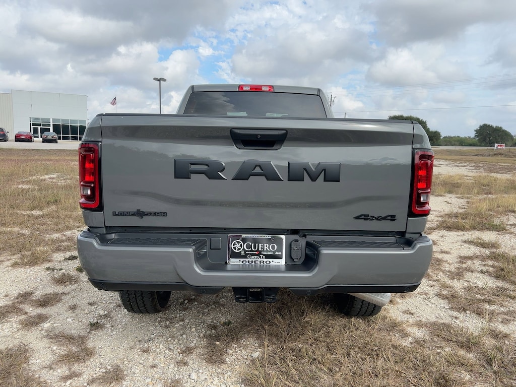 New 2026 Ram 2500 LONE STAR CREW CAB 4X4 6'4 BOX Pickup