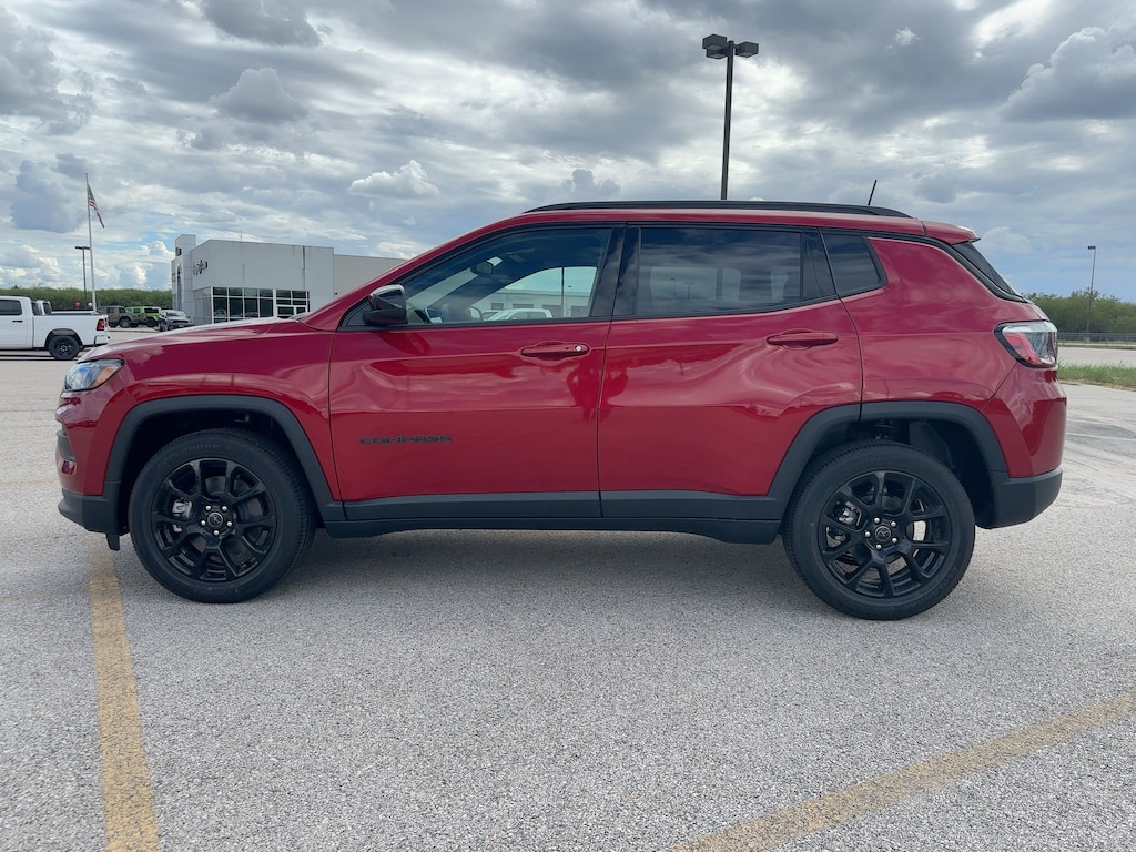 New 2026 Jeep Compass LATITUDE ALTITUDE 4X4 Sport Utility