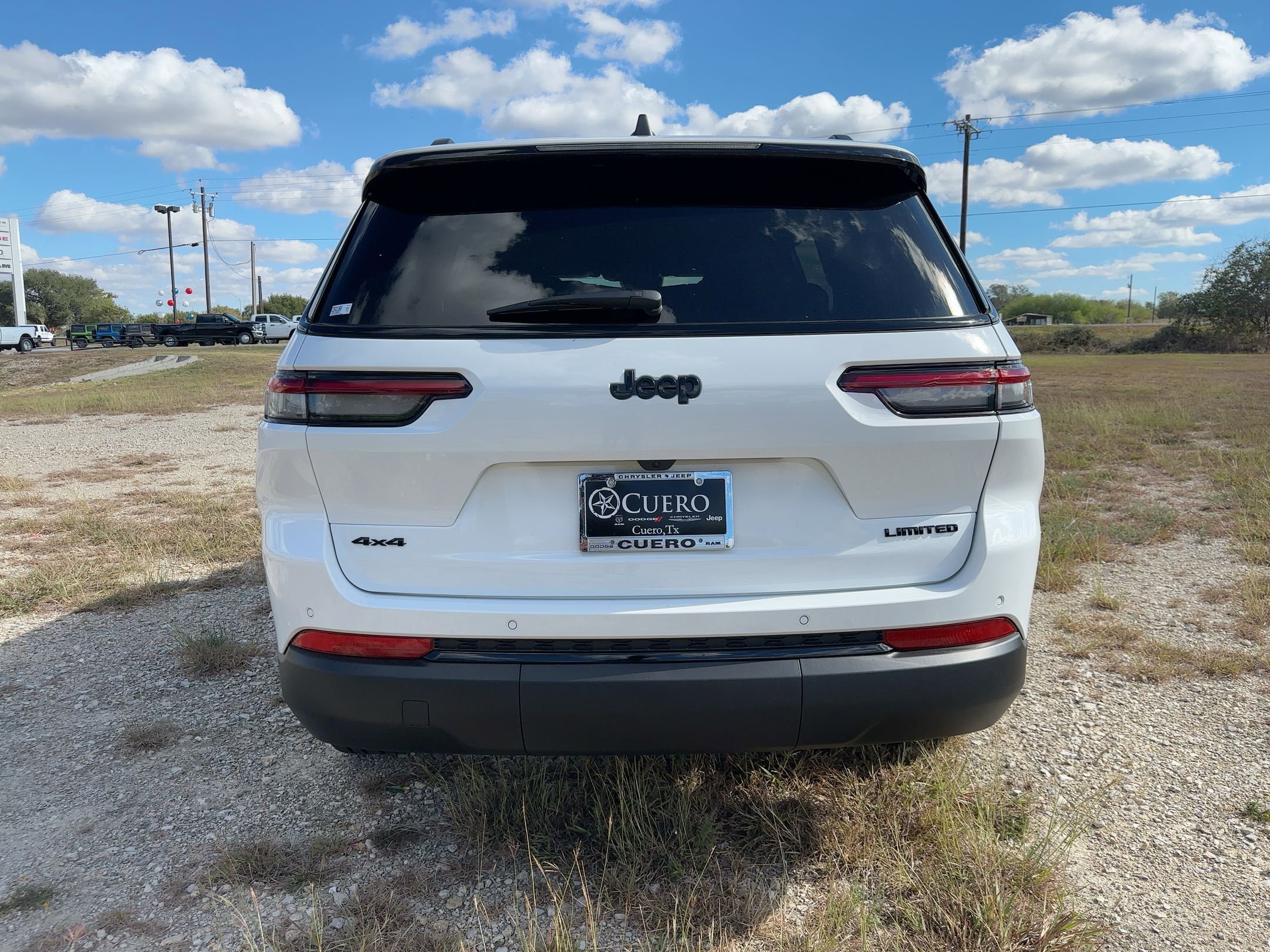 2025 Jeep Grand Cherokee Limited photo 3