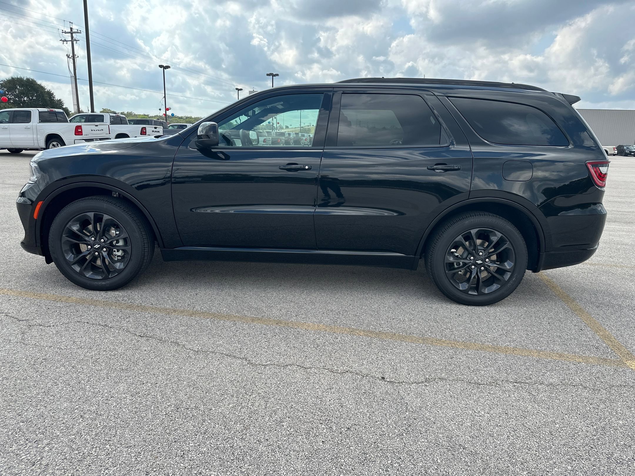 2026 Dodge Durango GT photo 2