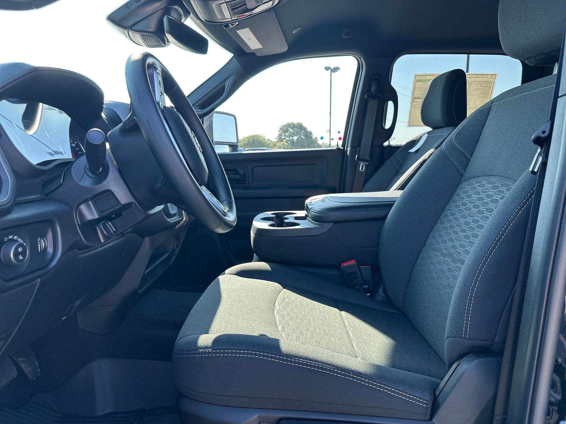2026 RAM 2500 Tradesman - Photo 9