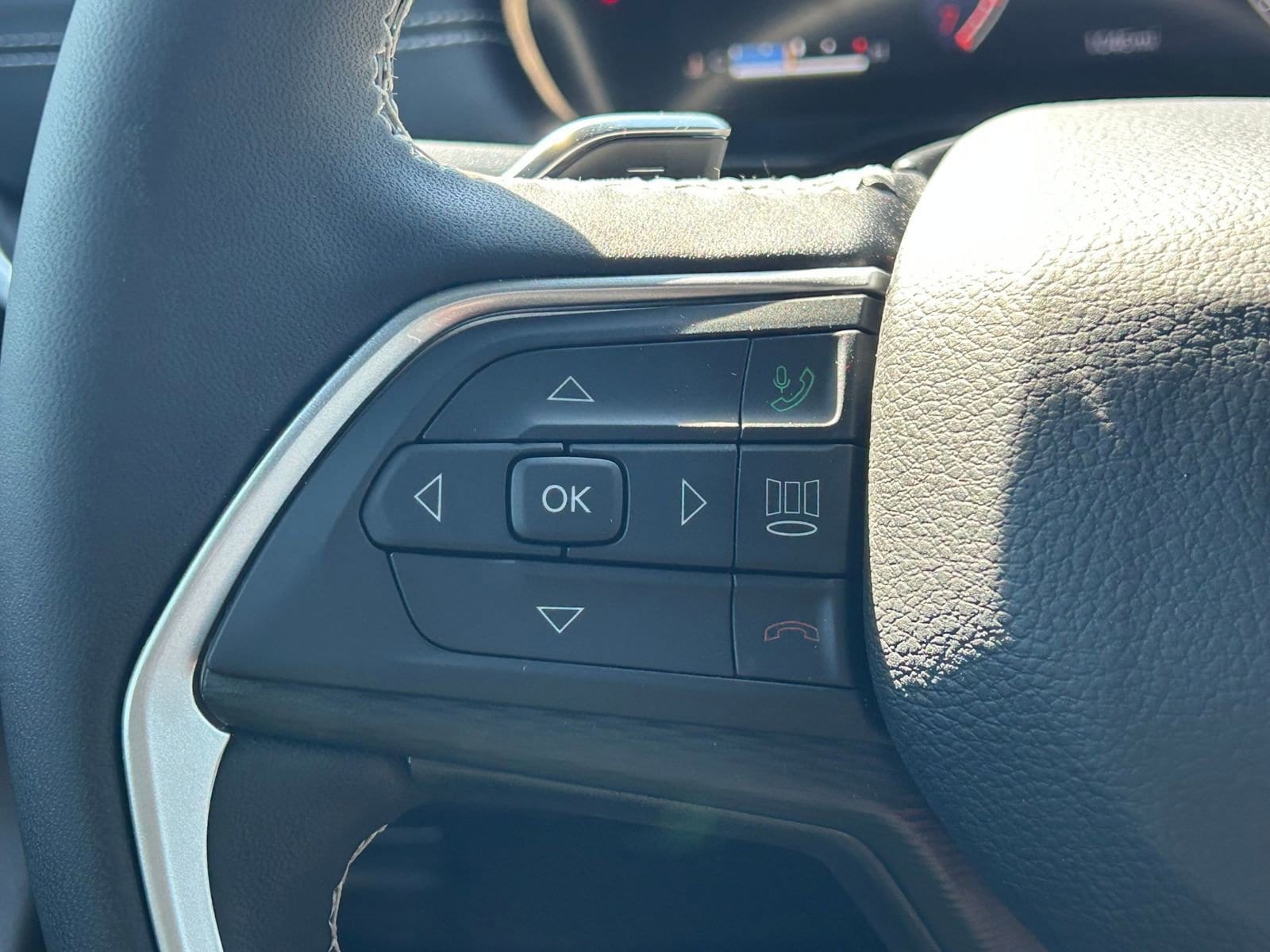 2025 Jeep Grand Cherokee Laredo - Photo 15