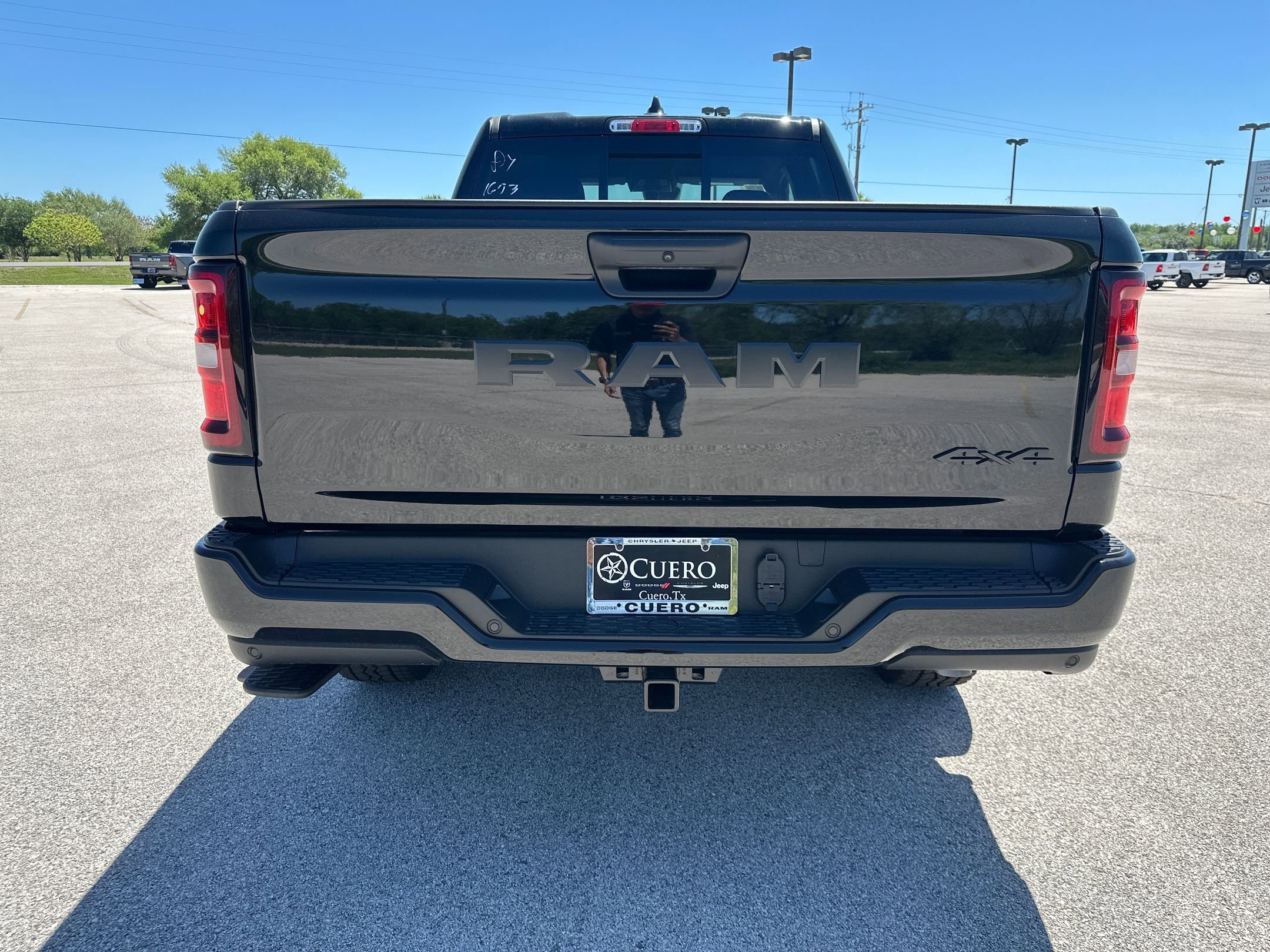 2025 Ram 1500 Tradesman photo 4