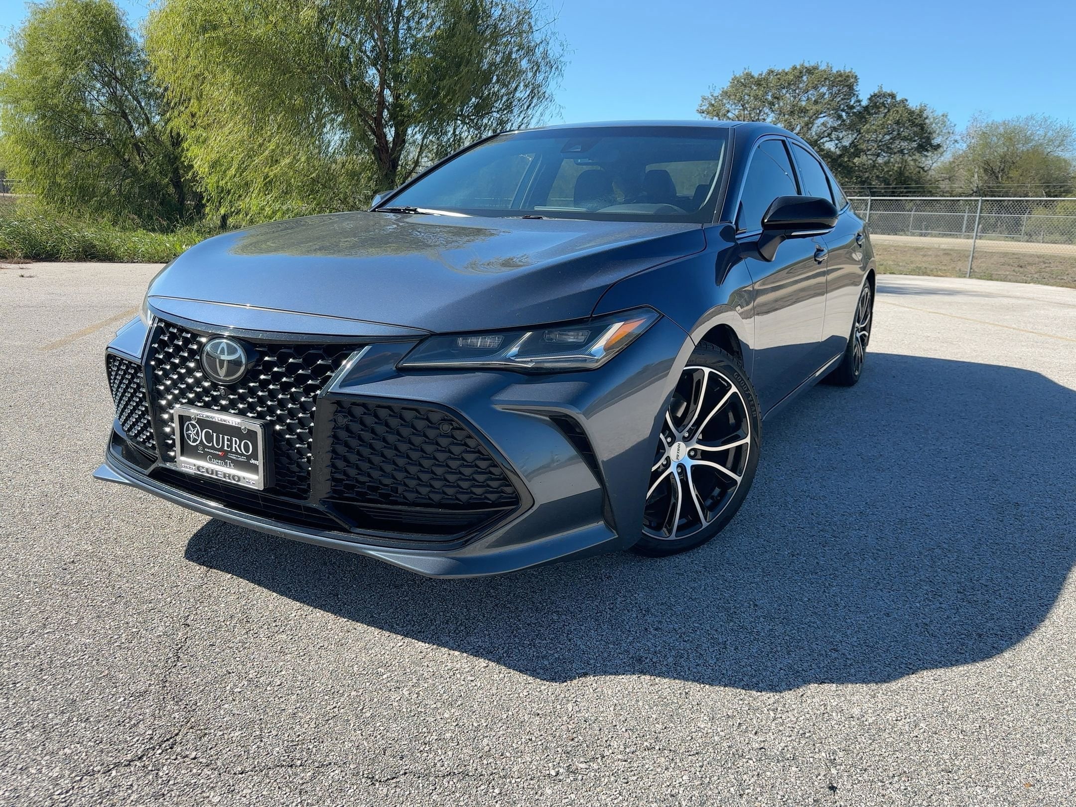 2020 Toyota Avalon Touring's photo