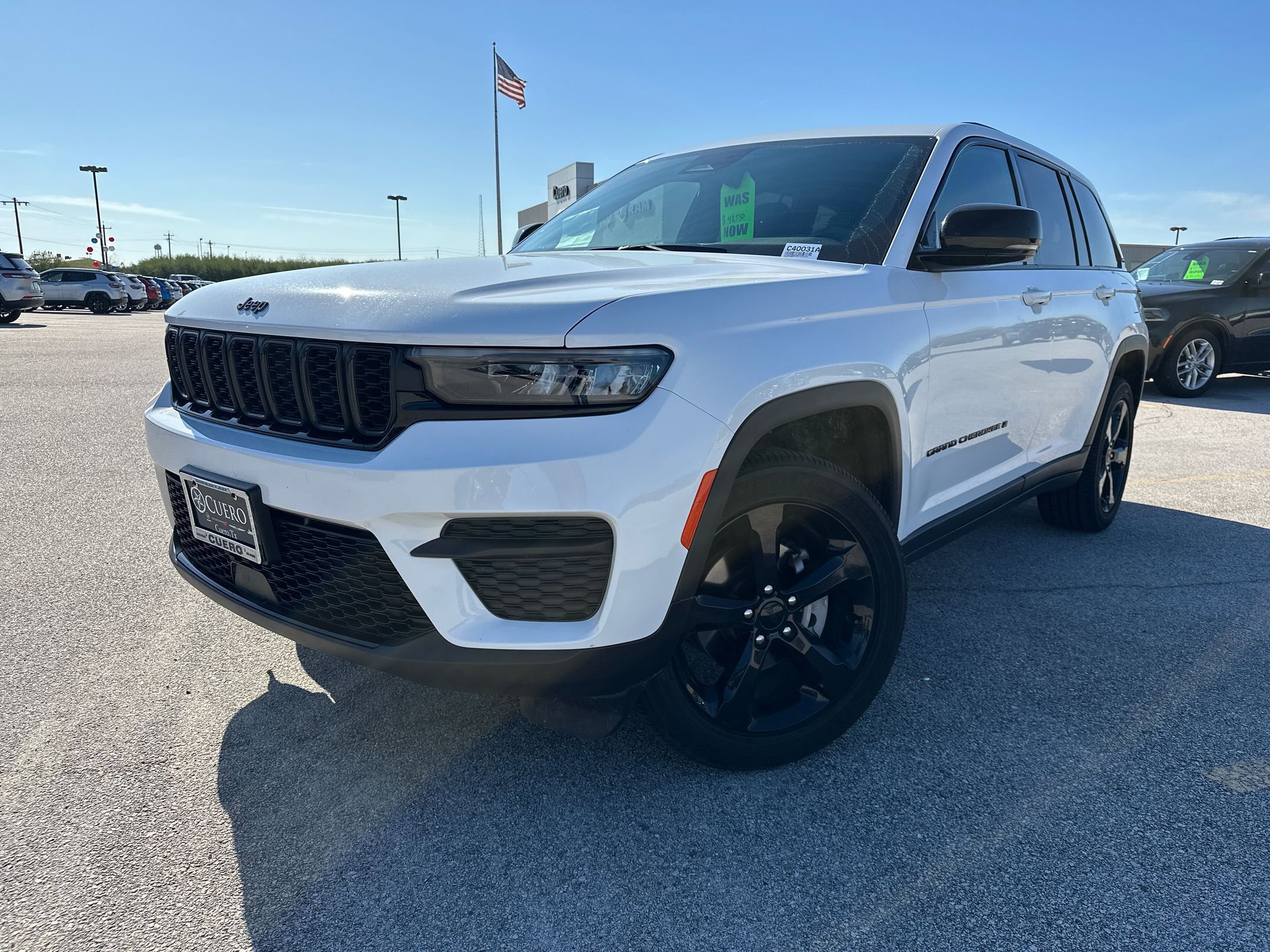 Used 2024 Jeep Grand Cherokee Altitude with VIN 1C4RJHAG2RC707210 for sale in Cuero, TX