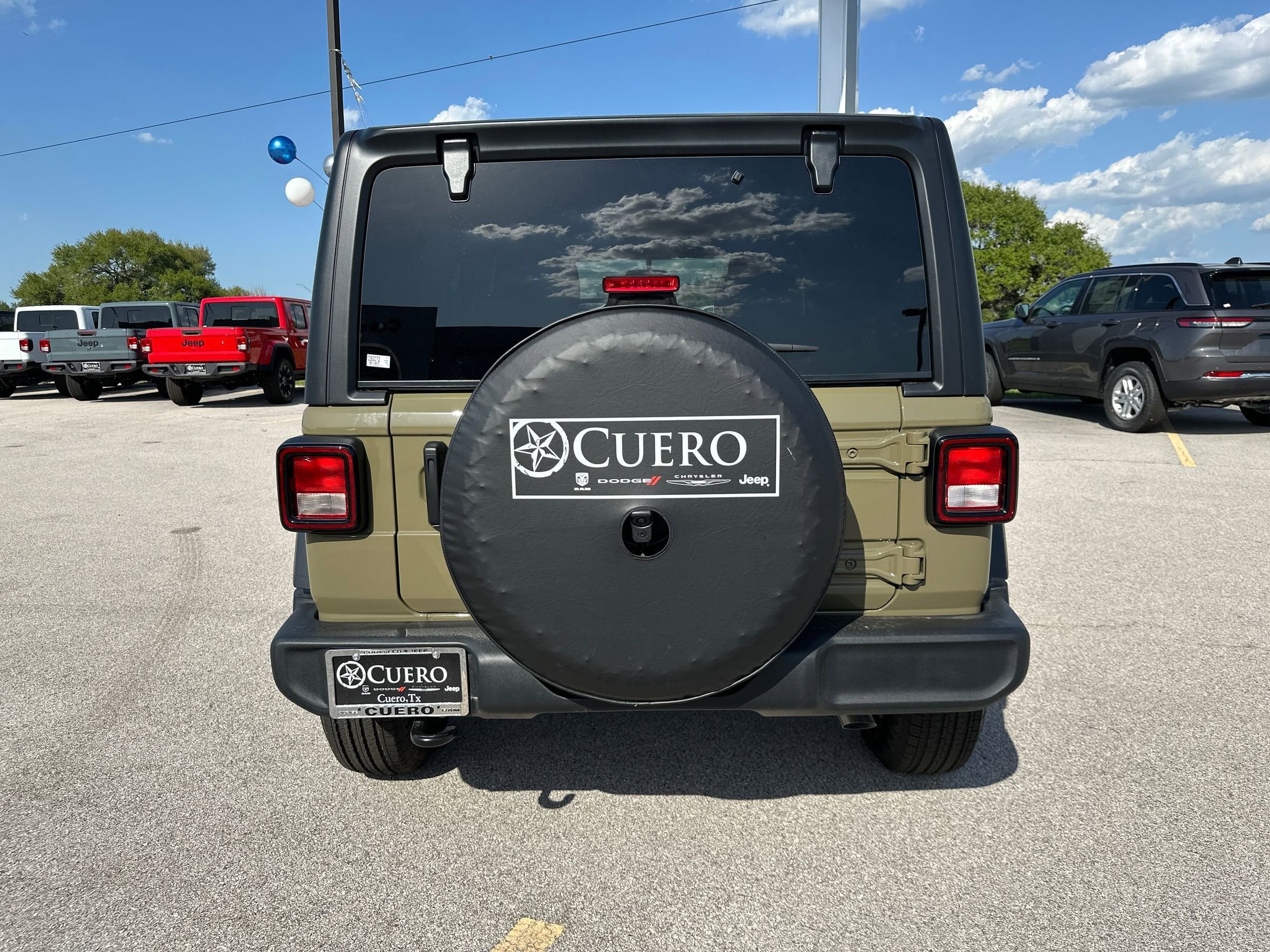 2025 Jeep Wrangler Sport photo 4