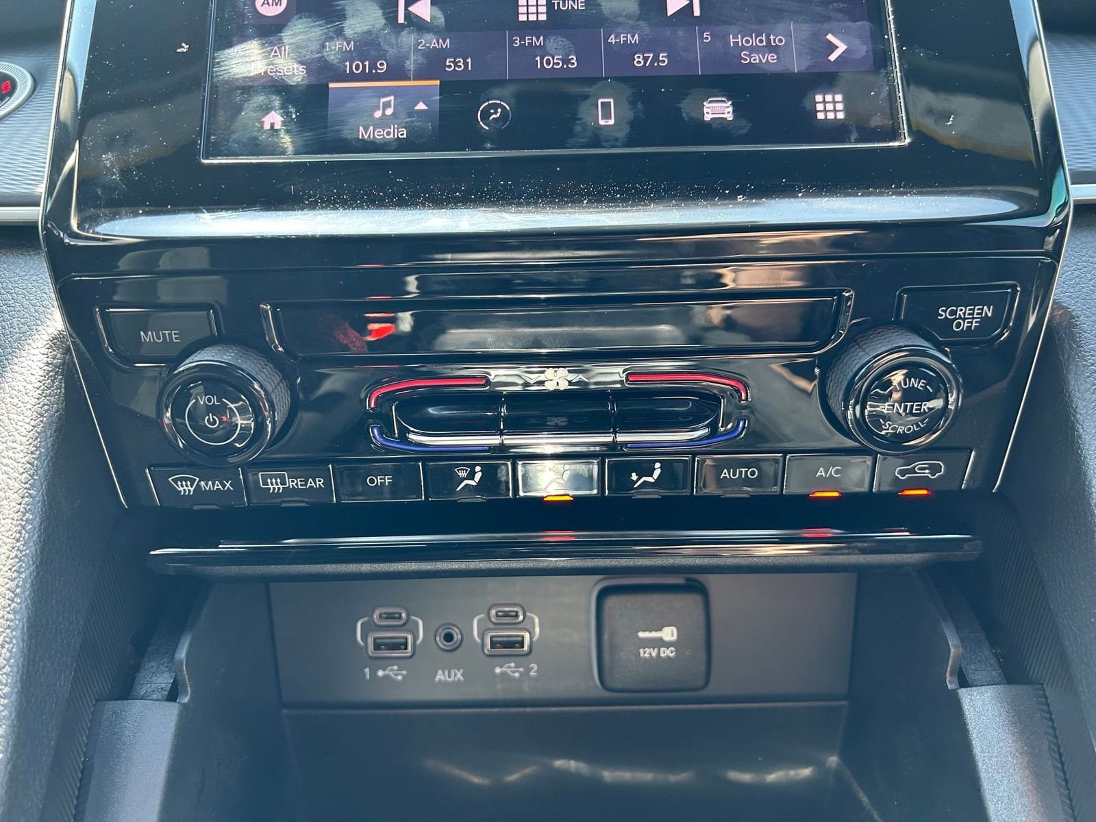 2025 Jeep Grand Cherokee Laredo - Photo 19