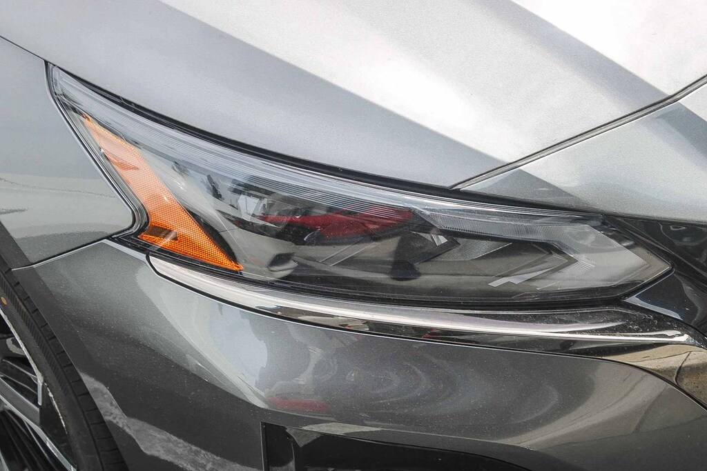 Used 2025 Nissan Altima SR SR FWD