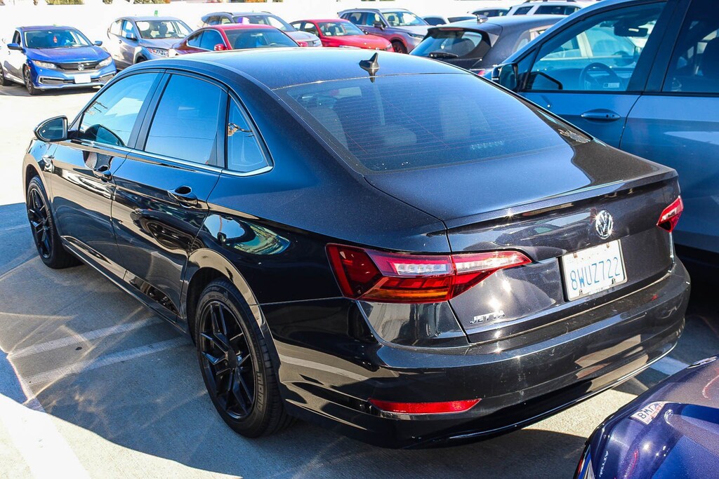 Used 2019 Volkswagen Jetta SEL SEL Auto w/SULEV