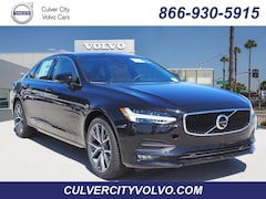 2018 Volvo S90 T5 AWD Momentum Sedan