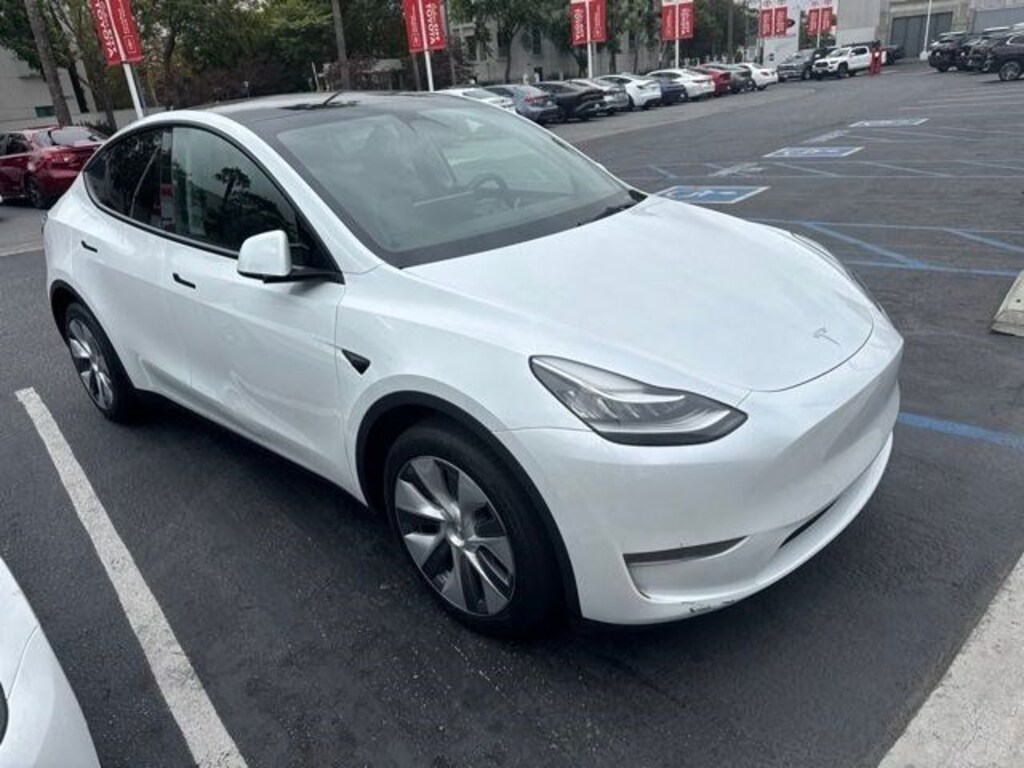 Certified 2023 Tesla Model Y Long Range SUV
