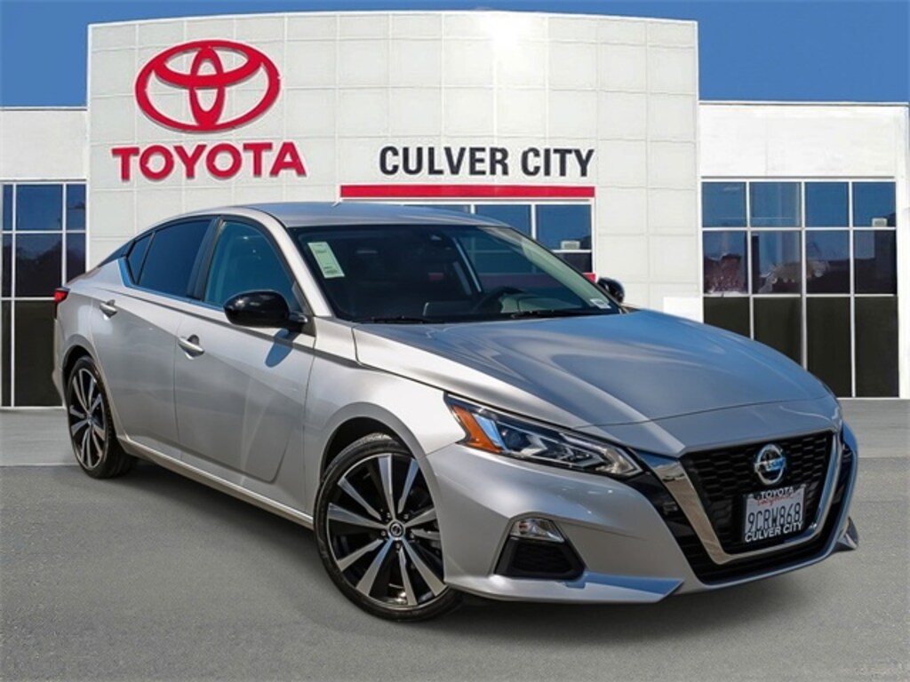 Used 2022 Nissan Altima 2.5 SR Sedan