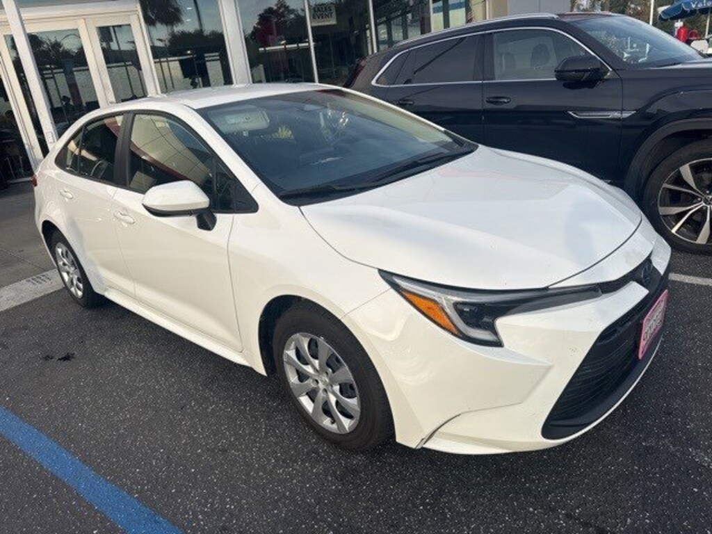 Certified 2024 Toyota Corolla Hybrid LE Sedan