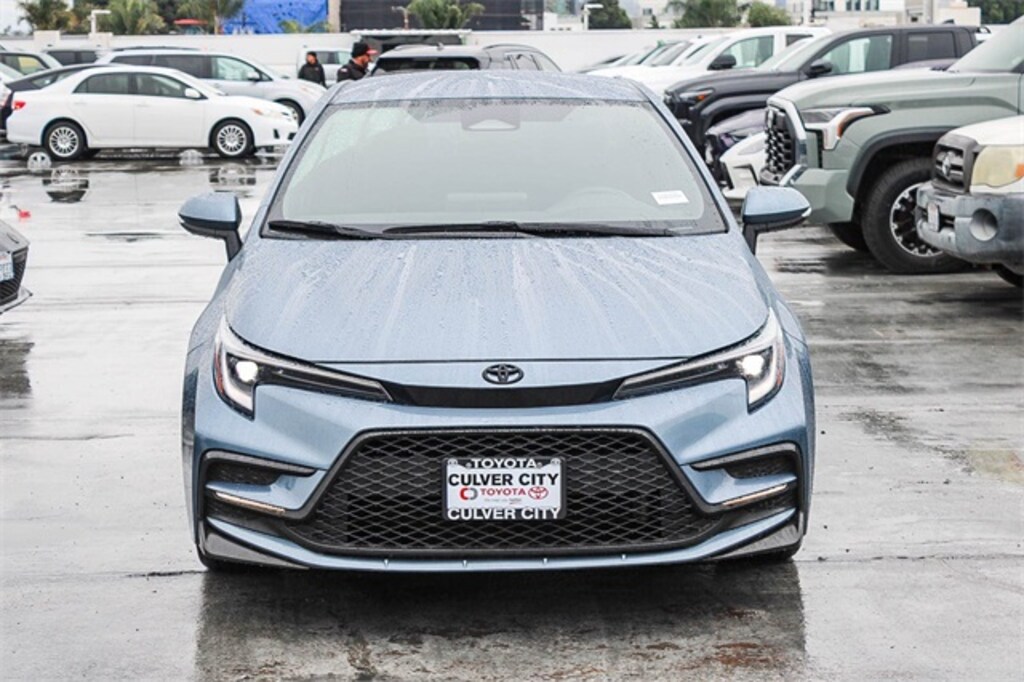 Used 2024 Toyota Corolla SE Sedan