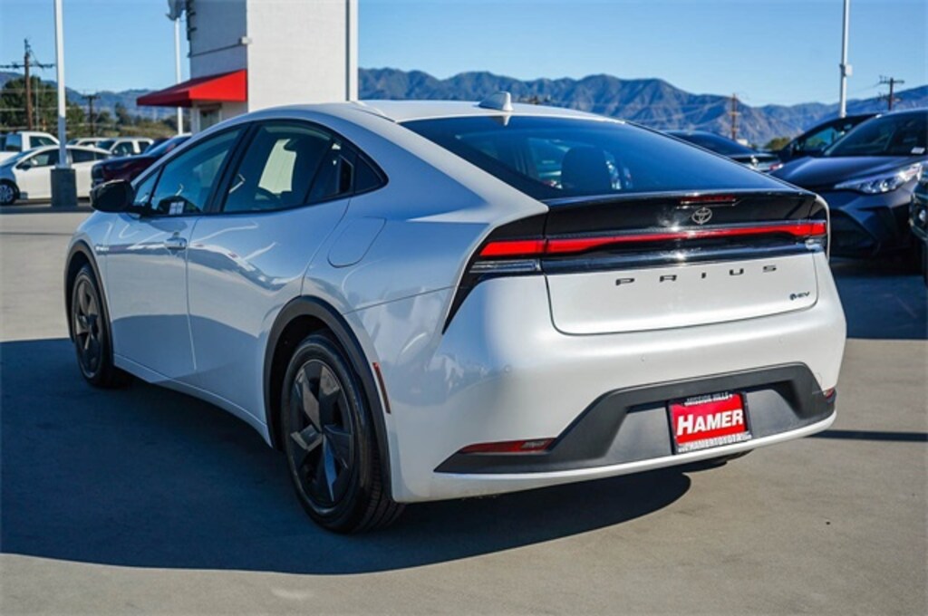 Certified 2024 Toyota Prius LE Hatchback