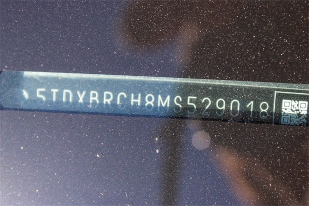 Certified 2021 Toyota Highlander Hybrid Limited SUV