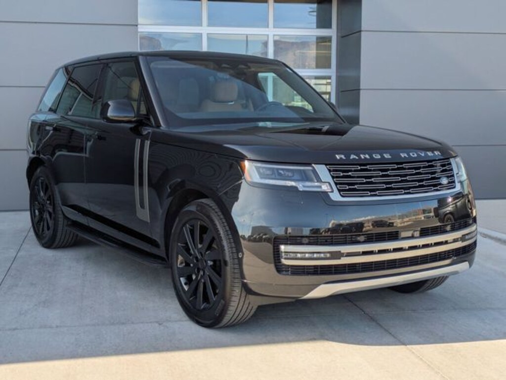 Certified 2025 Land Rover Range Rover P400 SE SUV