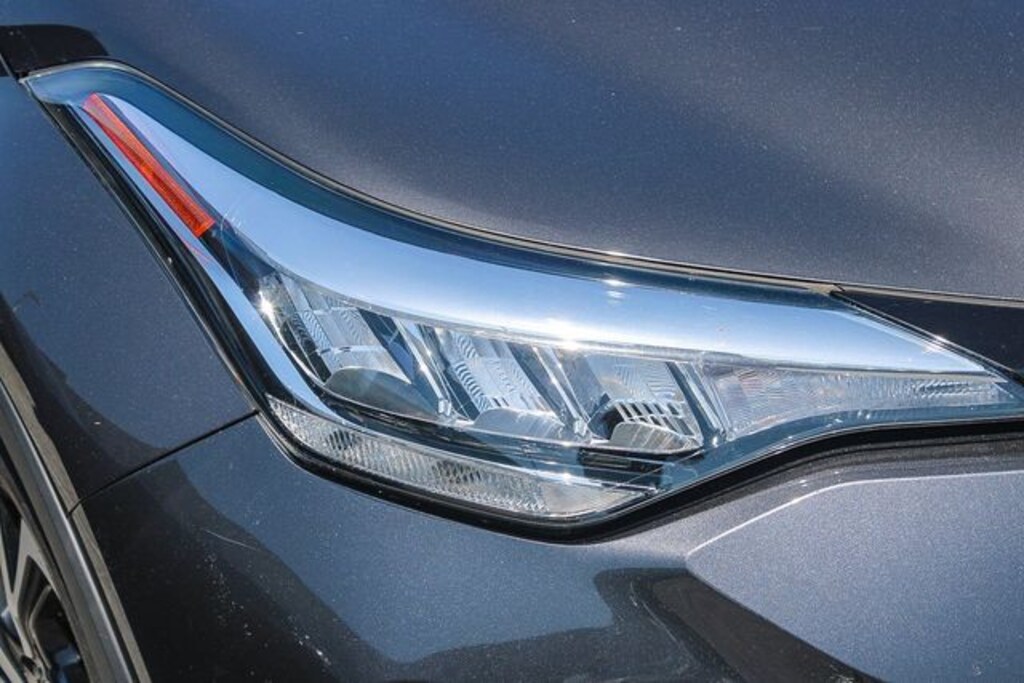 Certified 2021 Toyota C-HR XLE SUV