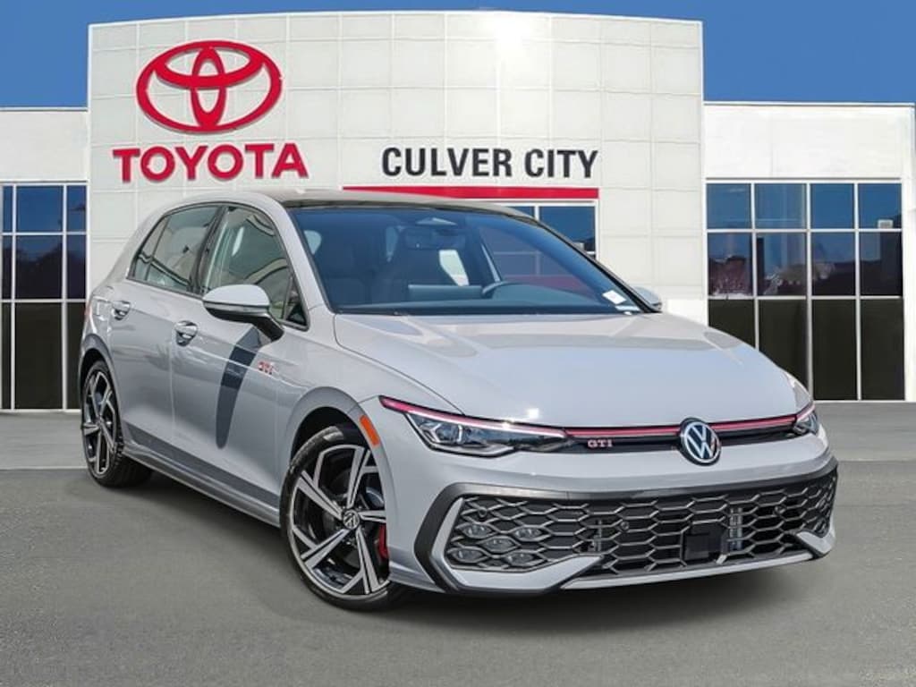 Used 2026 Volkswagen Golf GTI SE Hatchback