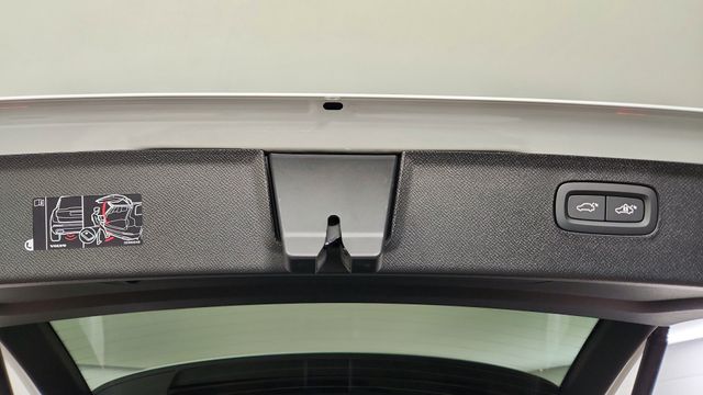 2026 Volvo XC90 Plus - Photo 46