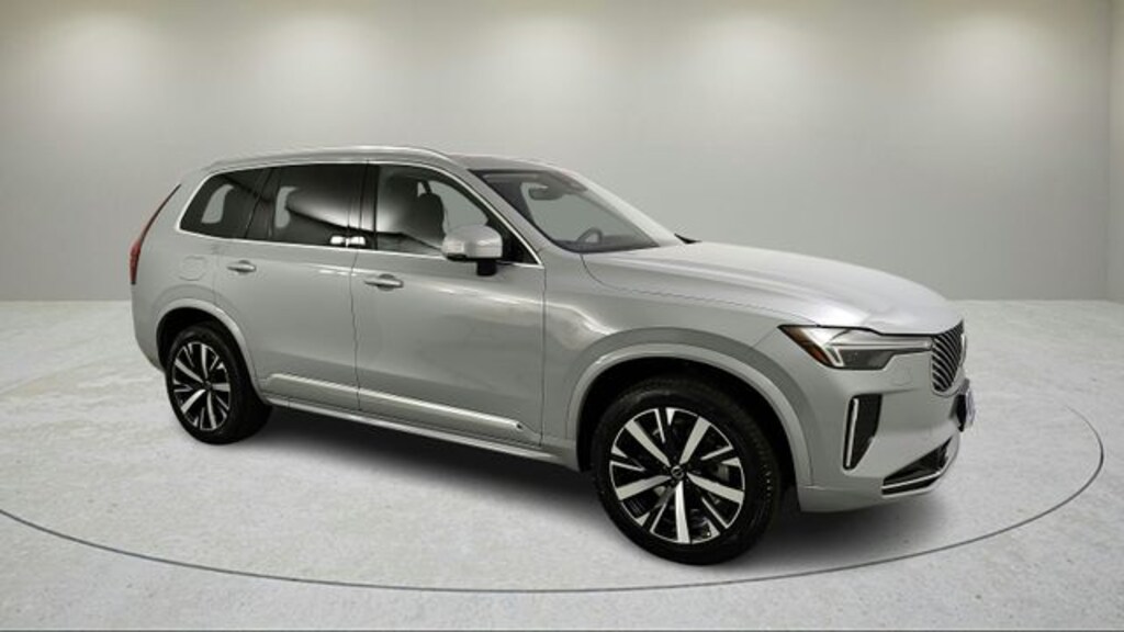 New 2026 Volvo XC90 B5 Core SUV