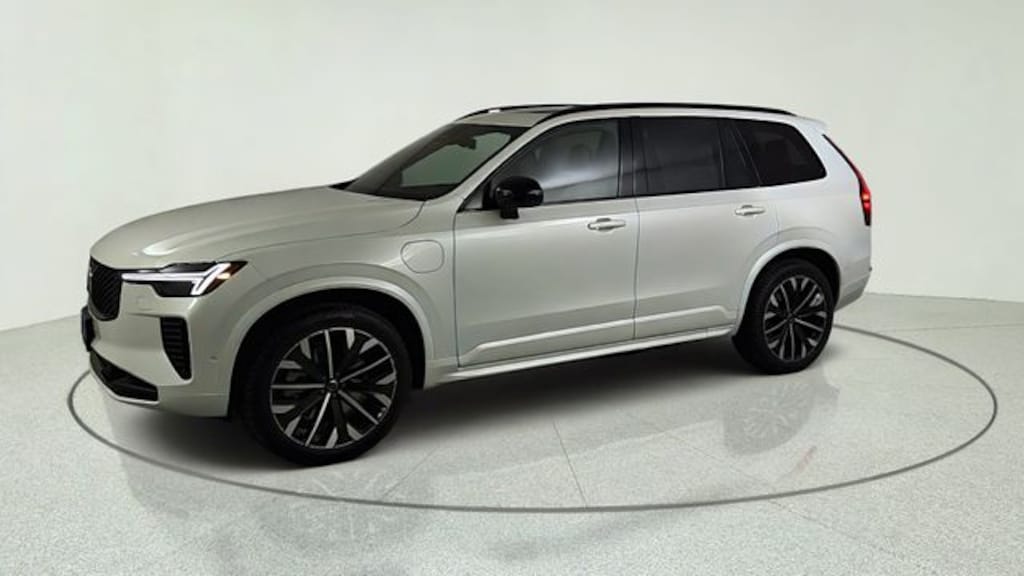 New 2026 Volvo XC90 plug-in hybrid T8 Ultra Dark Theme 6-Seater SUV