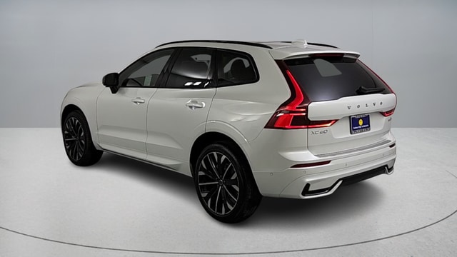 2026 Volvo XC60 B5 Ultra photo 5