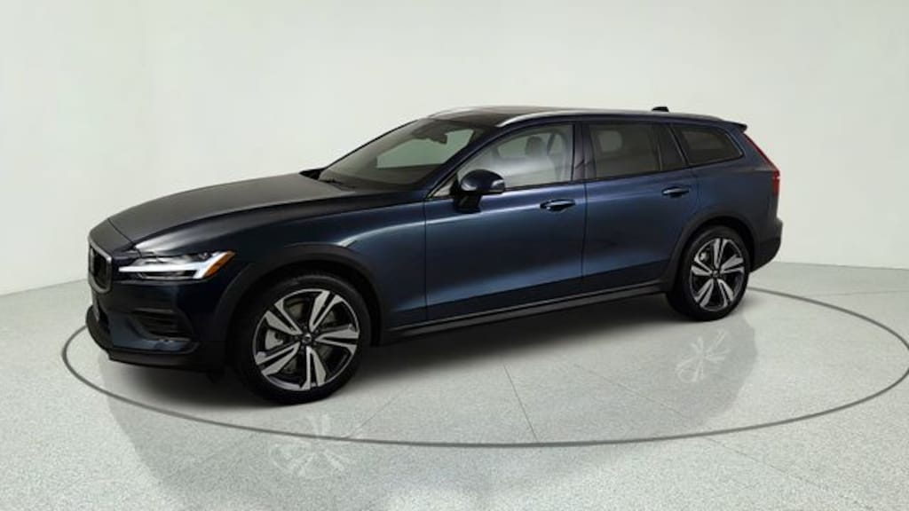 New 2026 Volvo V60 Cross Country B5 Plus Wagon
