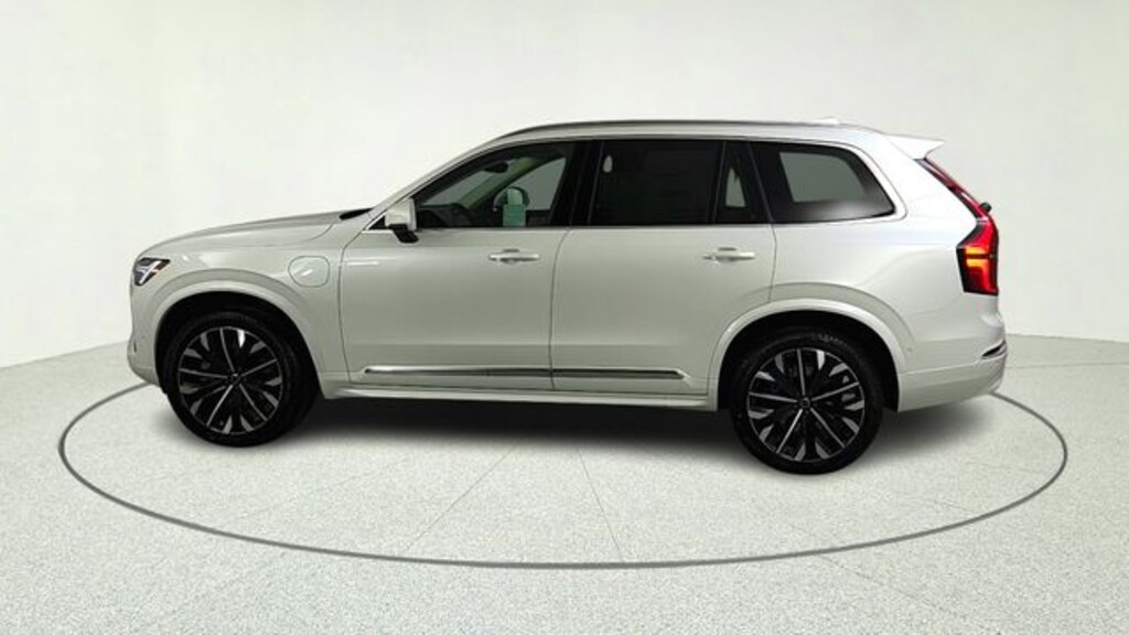 New 2026 Volvo XC90 plug-in hybrid T8 Plus 7-Seater SUV
