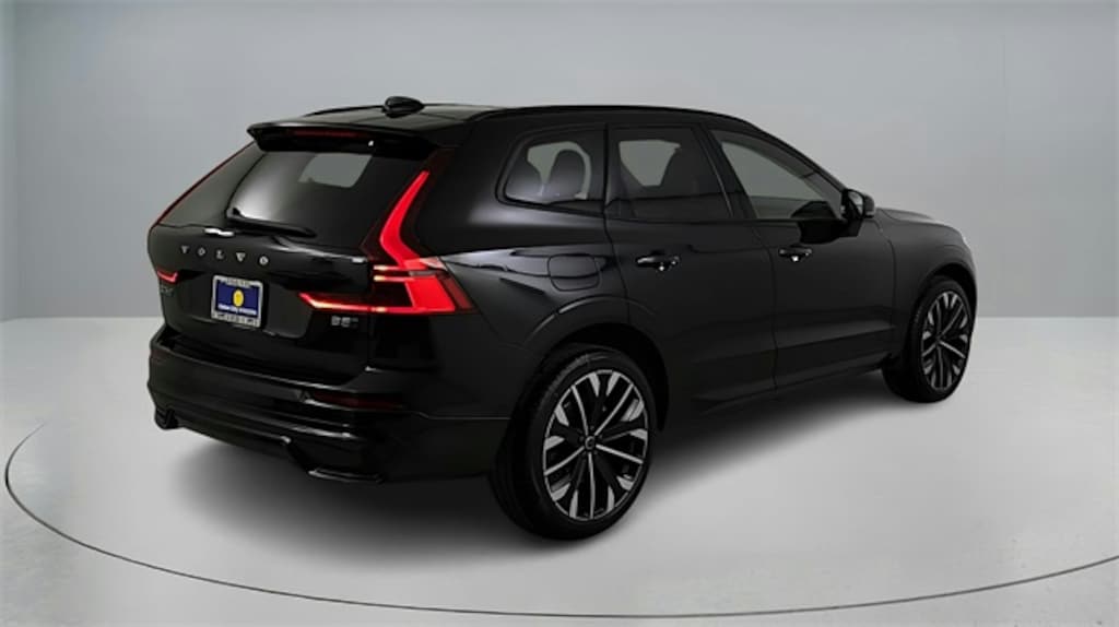 New 2026 Volvo XC60 B5 Ultra SUV